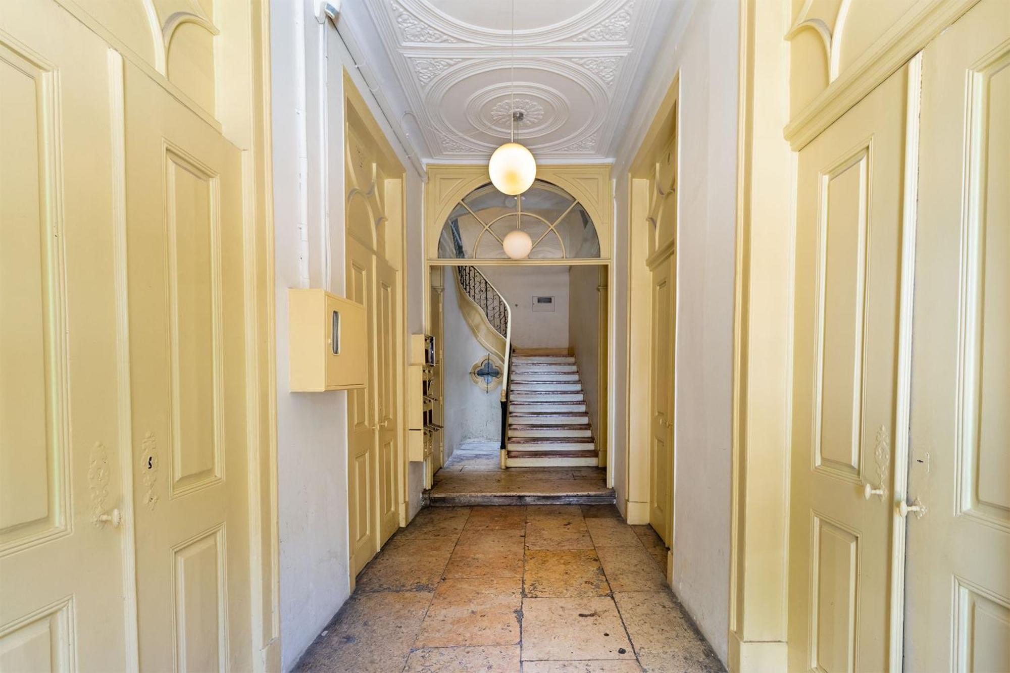 Sao Pedro De Alcantara 63 By Central Hill Apartments リスボン エクステリア 写真